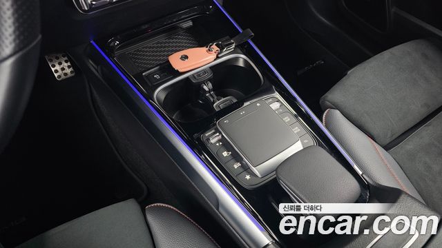 Mercedes-Benz EQB 2024 — photo 18