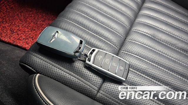 Genesis G70 2018 — photo 16