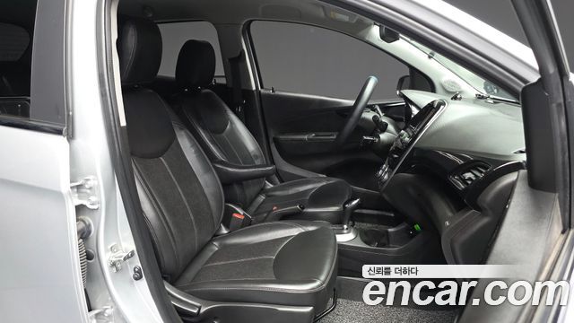 Chevrolet Korea Spark 2017 — photo 11