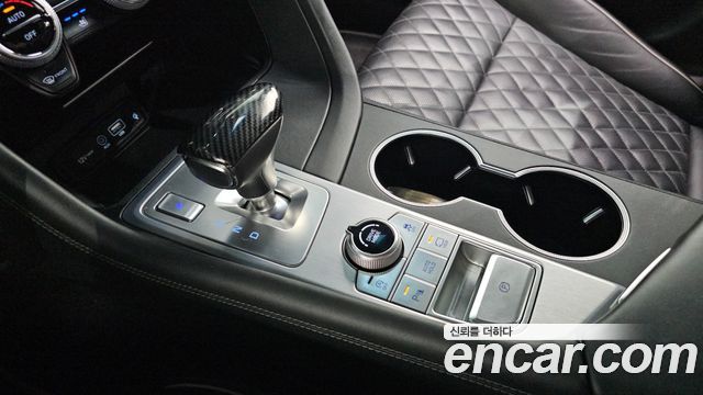 Genesis G70 2020 — photo 9