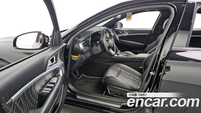 Genesis G70 2020 — photo 10