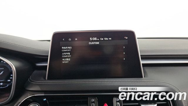Genesis G70 2020 — photo 14