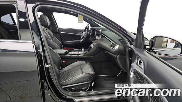 Genesis G70 2020 — photo 18