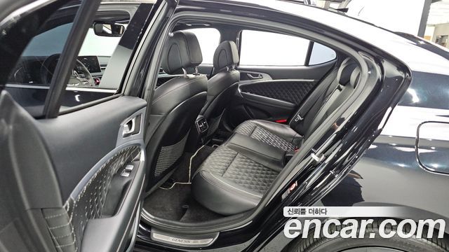 Genesis G70 2020 — photo 19