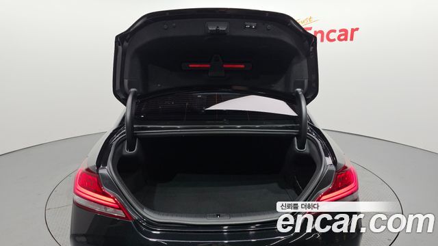 Genesis G70 2020 — photo 20