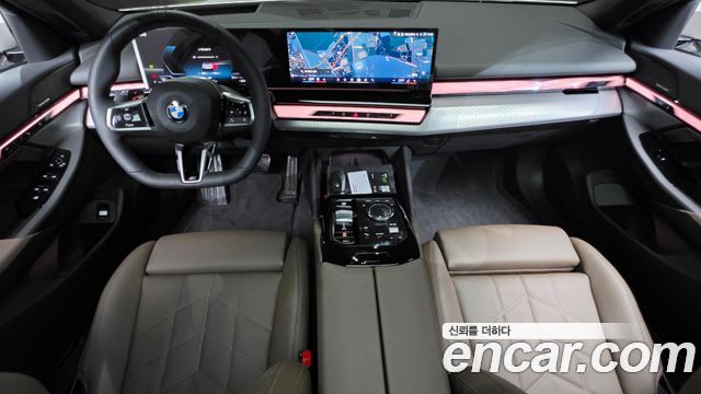 BMW 5-Series 2026 — photo 10