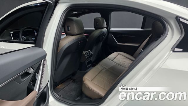 BMW 5-Series 2026 — photo 16