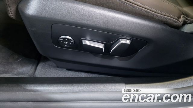 BMW 5-Series 2026 — photo 33