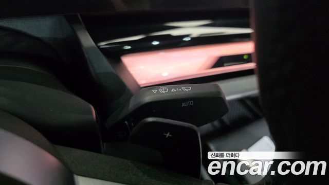 BMW 5-Series 2026 — photo 37