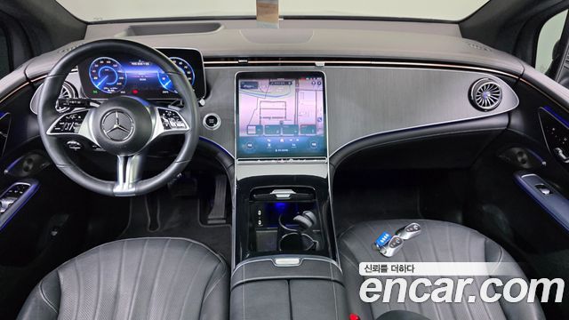 Mercedes-Benz EQE 2023 — photo 10