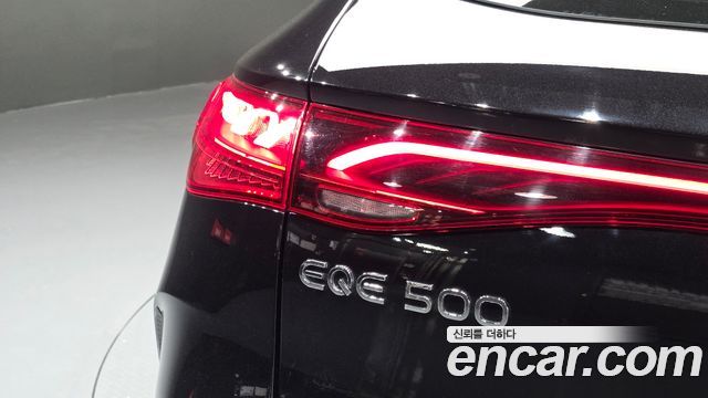 Mercedes-Benz EQE 2023 — photo 9