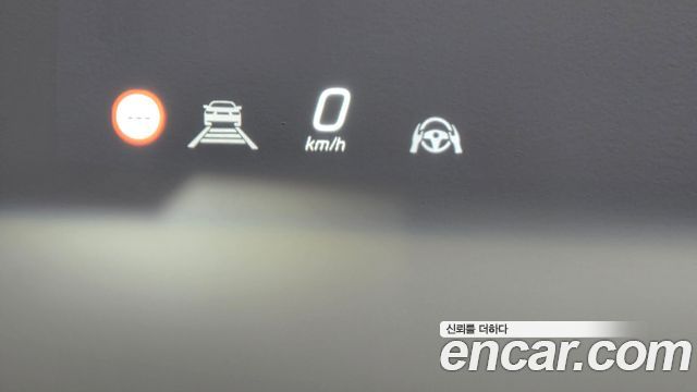 Mercedes-Benz EQE 2023 — photo 33