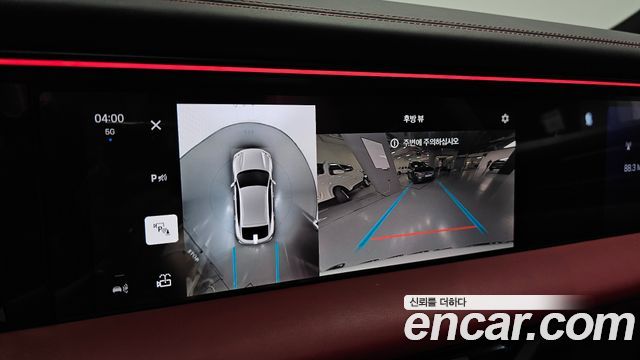 Porsche Macan 2025 — photo 15