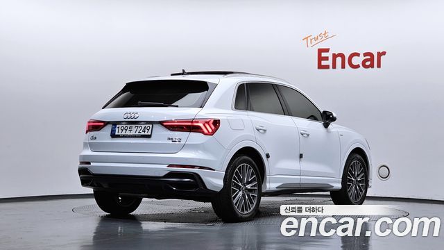 Audi Q3 2023 — photo 2