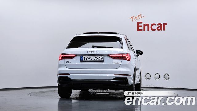 Audi Q3 2023 — photo 4