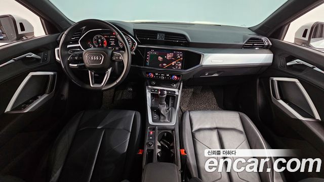Audi Q3 2023 — photo 10