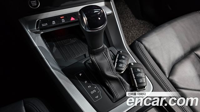 Audi Q3 2023 — photo 12