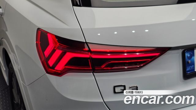 Audi Q3 2023 — photo 9