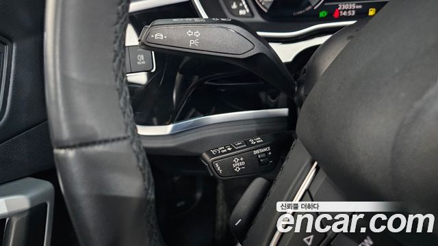 Audi Q3 2023 — photo 29