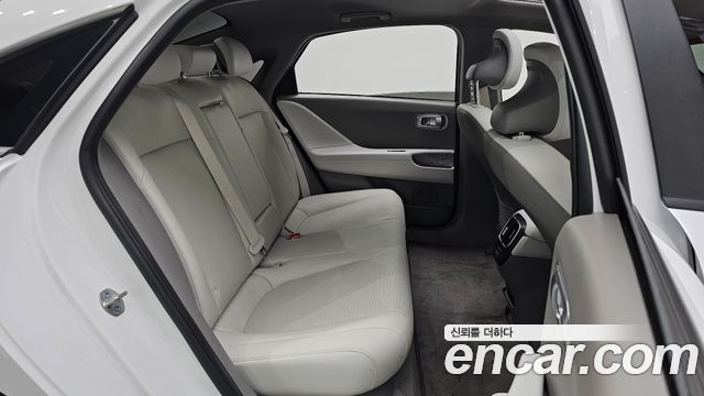 Hyundai Ioniq6 2023 — photo 18
