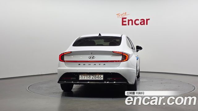 Hyundai Sonata 2023 — photo 4