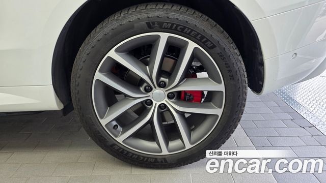 Land Rover Range Rover Sport 2025 — photo 7
