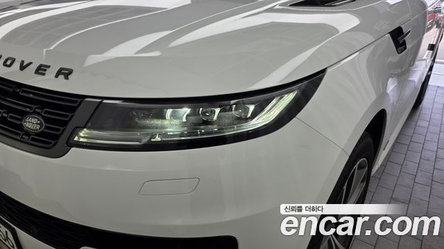 Land Rover Range Rover Sport 2025 — photo 8