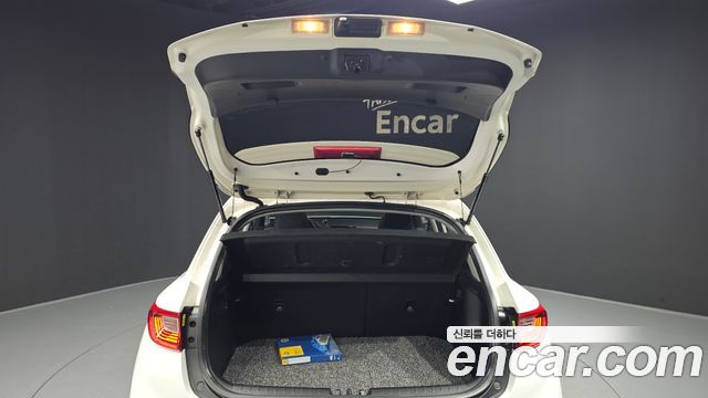 Kia Stonic 2018 — photo 20