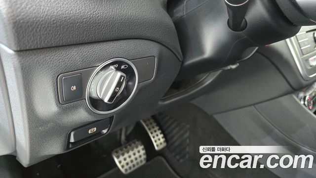 Mercedes-Benz CLA-Class 2018 — photo 21