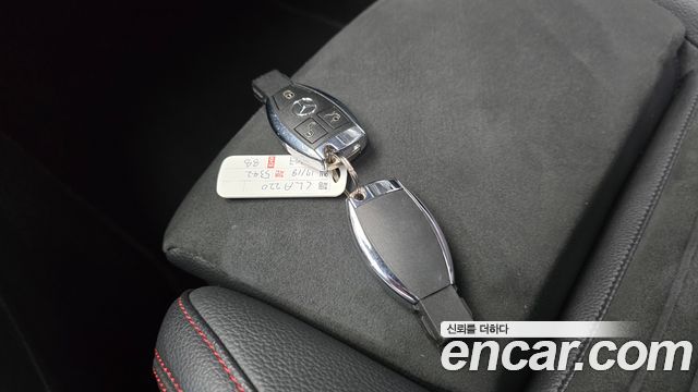 Mercedes-Benz CLA-Class 2018 — photo 27