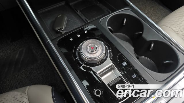 Kia Canival 2025 — photo 12