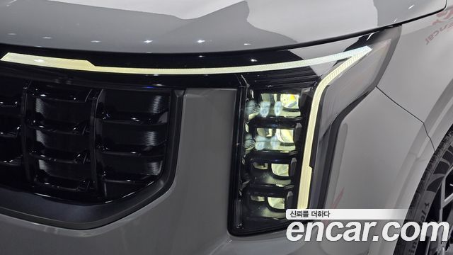 Kia Canival 2025 — photo 8