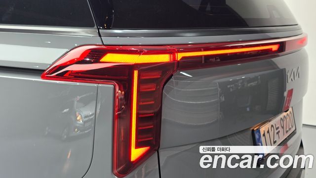 Kia Canival 2025 — photo 9