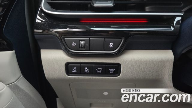 Kia Canival 2025 — photo 34