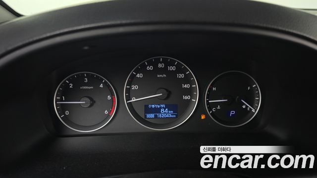 Hyundai Starex 2018 — photo 8