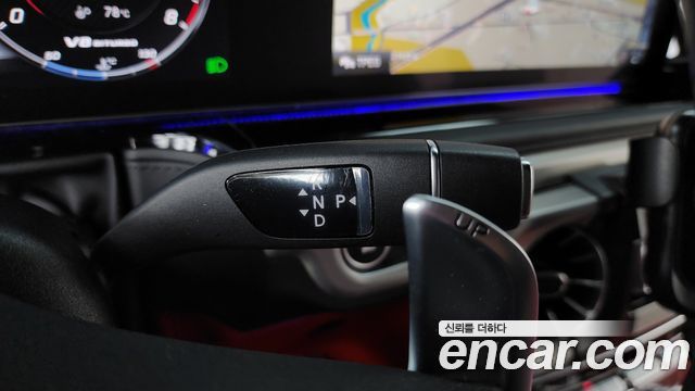 Mercedes-Benz G-Class 2020 — photo 12