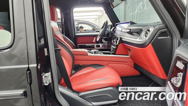 Mercedes-Benz G-Class 2020 — photo 17