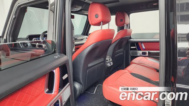Mercedes-Benz G-Class 2020 — photo 16