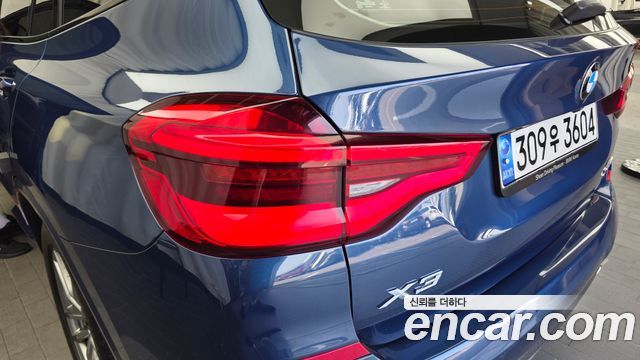 BMW X3 2021 — photo 9