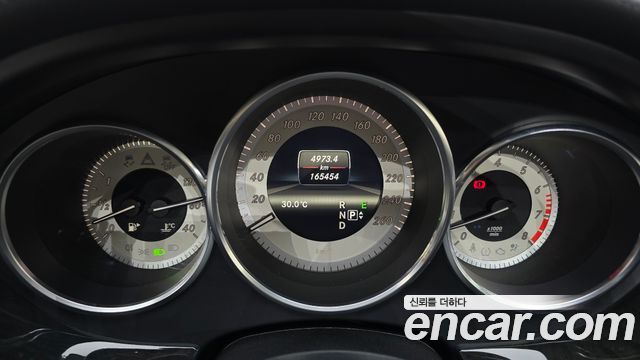 Mercedes-Benz CLS-Class 2013 — photo 8