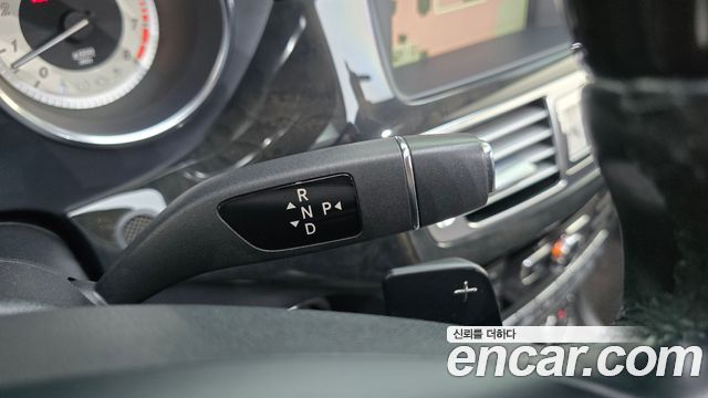Mercedes-Benz CLS-Class 2013 — photo 9