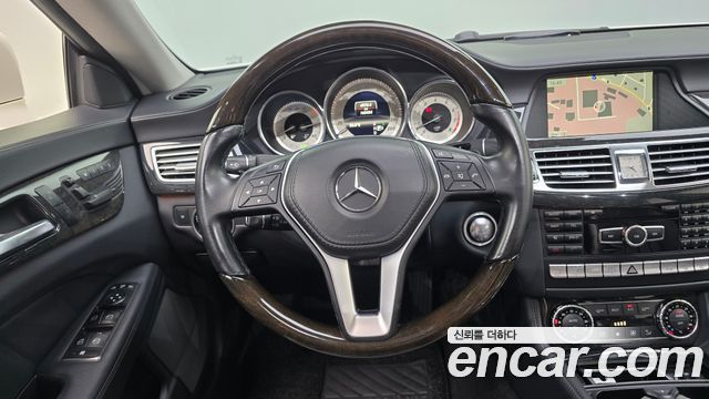Mercedes-Benz CLS-Class 2013 — photo 13
