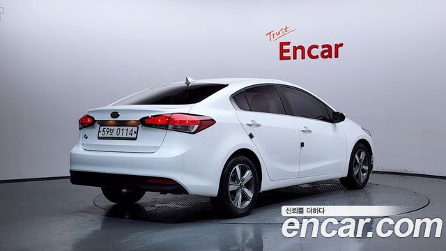 Kia K3 2016 — photo 2