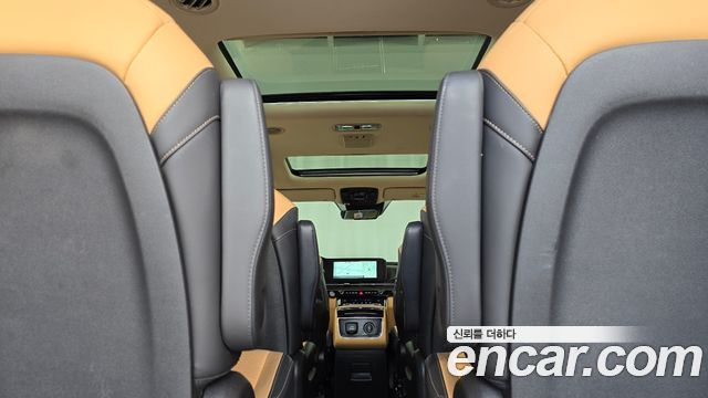 Kia Canival 2022 — photo 18