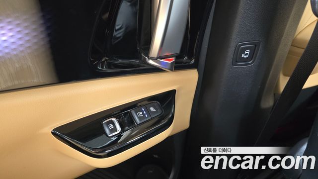 Kia Canival 2022 — photo 19
