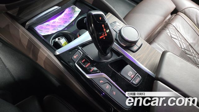 BMW Gran Turismo 2020 — photo 12
