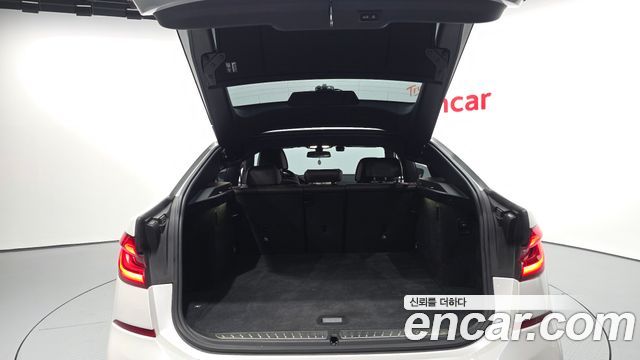 BMW Gran Turismo 2020 — photo 26