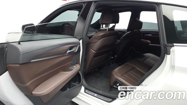 BMW Gran Turismo 2020 — photo 16