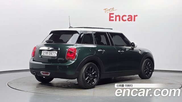Mini Cooper 2016 — photo 2