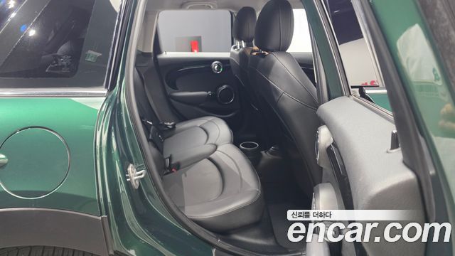 Mini Cooper 2016 — photo 11